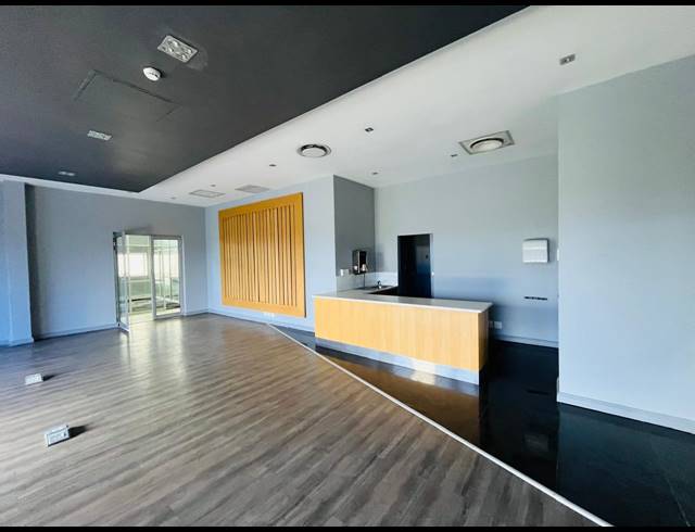 2,002M² OFFICE TO LET IN GLEN AUSTIN AH